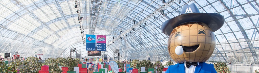 Glashalle HausGartenFreizeit