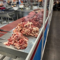 Gläserne Fleischerei