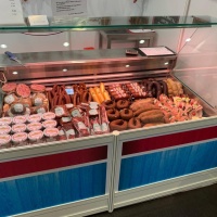 Gläserne Fleischerei